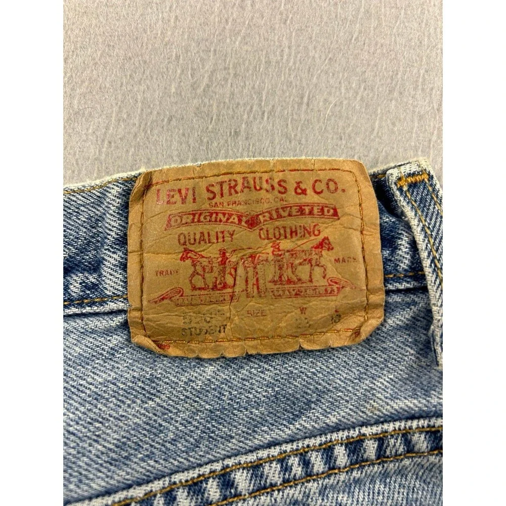 Vintage Levis 550 Student Relaxed Fit Jeans Light Wash Blue Denim 28x28